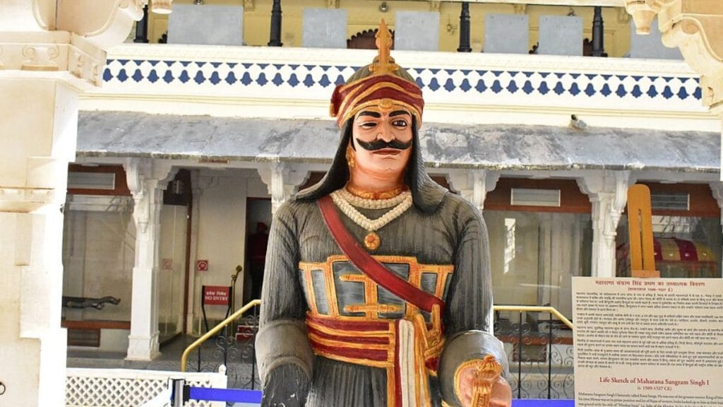 Rana Sanga statue at City Palace, Udaipur | Commons