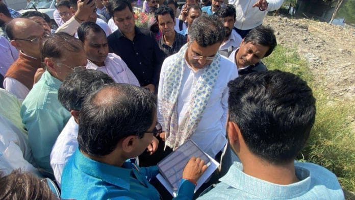 Delhi PWD Minister conducted an inspection of the condition of roads and drains in certain parts of Delhi Friday | X: @p_sahibsingh