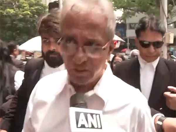 Satish Salian arrives at Bombay High Court for first hearing of daughter Disha's death case 