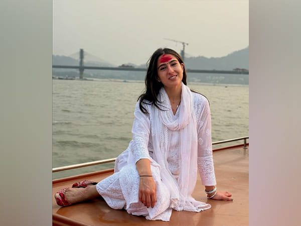 Sara Ali Khan's visit to Kamakhya temple