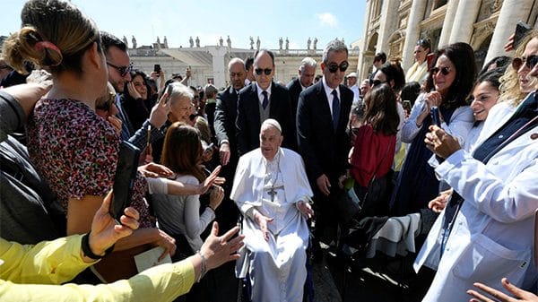 Pope Francis makes first public appearance at Vatican after leaving hospital  
