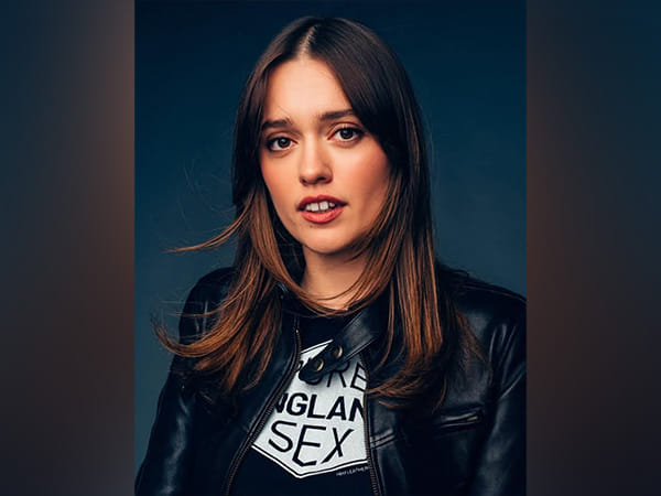 SNL apologises to Aimee Lou Wood after she calls her impersonation on show 