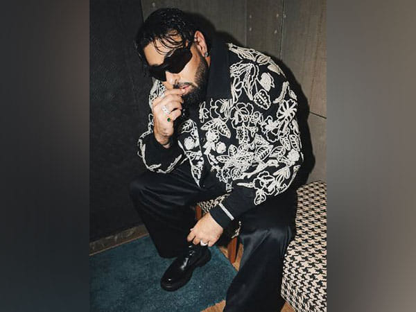 Badshah to unveil his song 'Galiyon ke Ghalib' soon