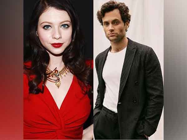 Penn Badgley remembers 'Gossip Girl' late co-star Michelle Trachtenberg at 'You' Season 5 premiere 