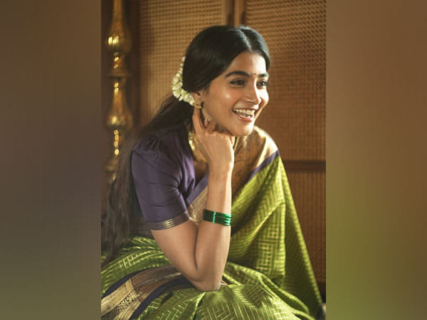 Pooja Hegde remembers her grandmother as she wears a 70-year-old saree 