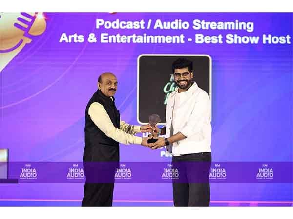 Deepak Pareek Wins 'Best Show Host' Award in the Arts & Entertainment Category in India Audio Summit & Awards 2025 for his Podcast- 'The Chill Hour'