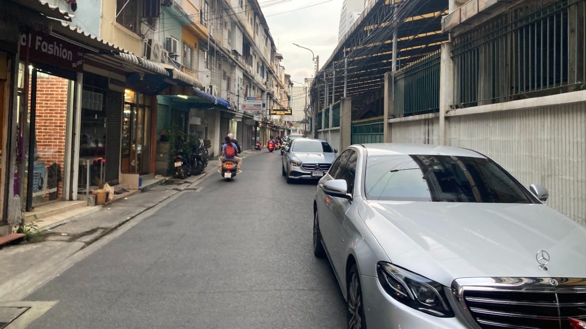 Streets of Bang Rak | Keshav Padmanabhan | ThePrint