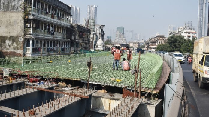 Workers at old Byculla bridge construction site on 18 January, 2025 | ANI