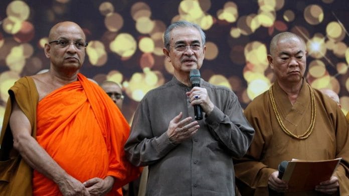 PM Abdullah Ahmad Badawi (c) Copyright Thomson Reuters 2025