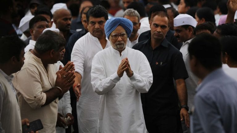 Nearly 2 yrs after his death, SC gives Manmohan clean chit in coal scam case, accepts CBI closure report