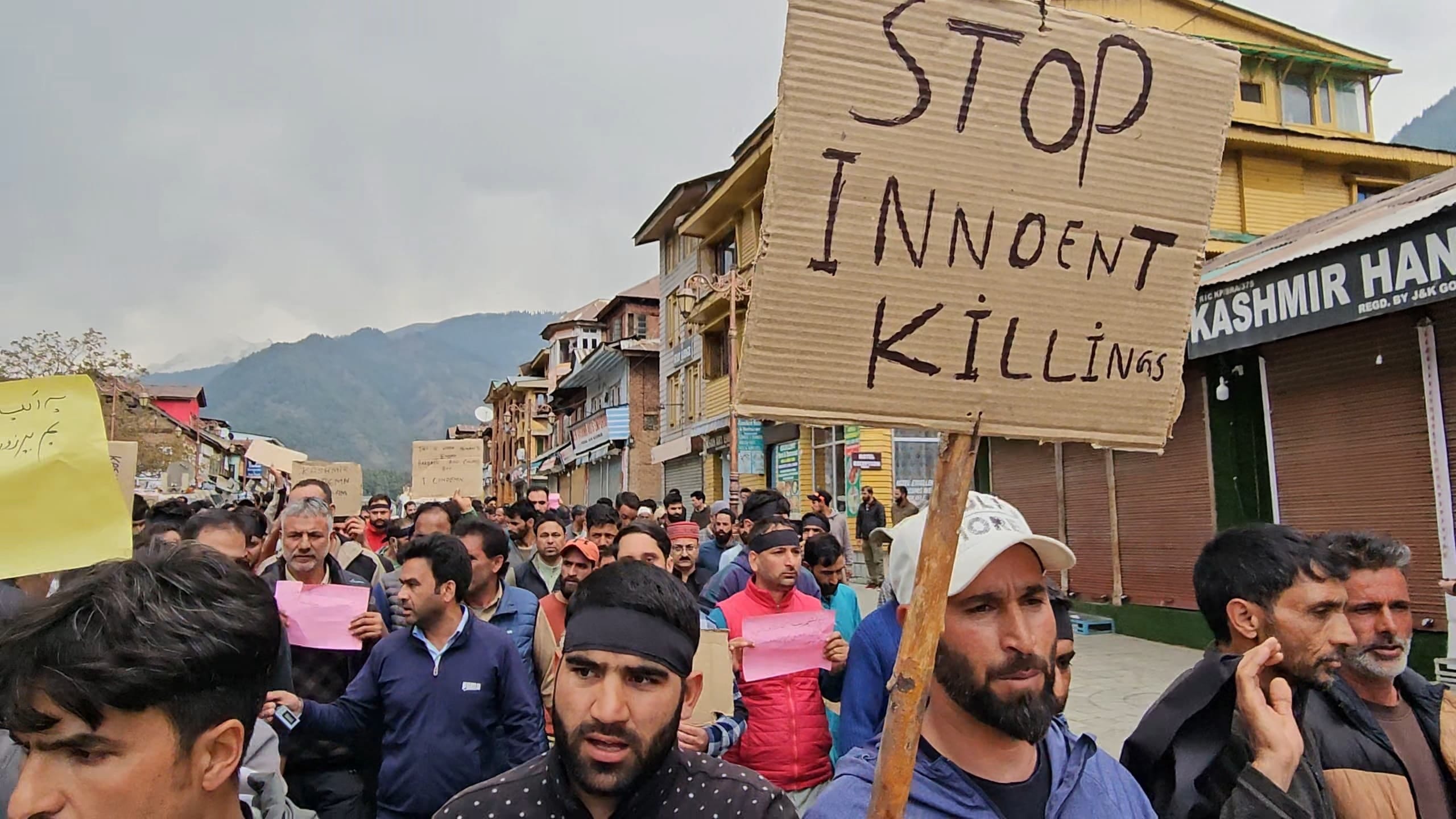 Protesters in Pahalgam on 23 April. | Sajid Ali | ThePrint
