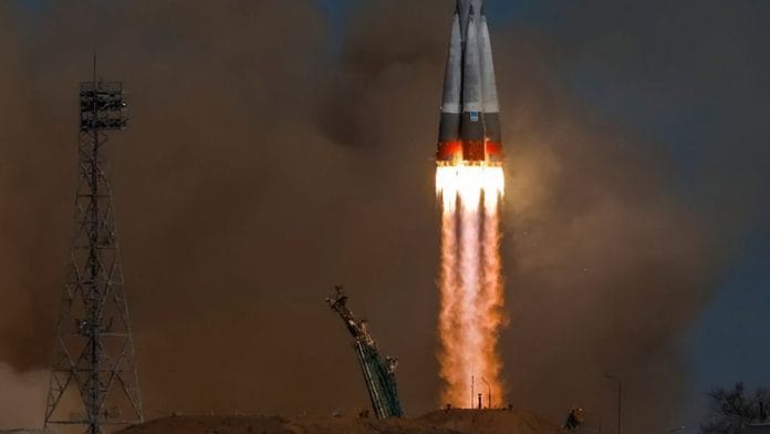 The Soyuz MS-27 spacecraft carrying the crew formed of NASA astronaut Jonny Kim, Roscosmos cosmonauts Sergey Ryzhikov and Alexey Zubritskiy blasts off to the International Space Station (ISS) from the launchpad at the Baikonur Cosmodrome, Kazakhstan, April 8, 2025 | Reuters/Maxim Shemetov