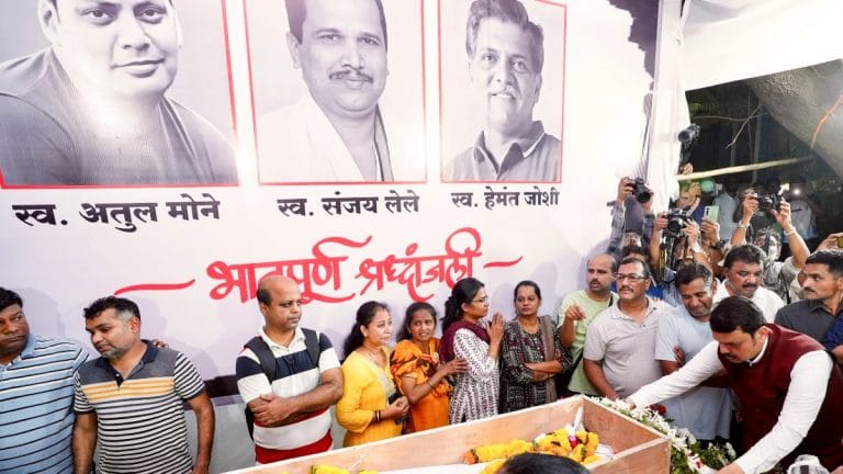 From Dombivali & Pune to Panvel, Maharashtra mourns as kin bid last goodbye to Pahalgam victims