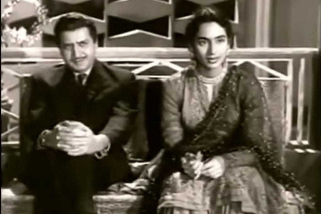 Tum Agar Mujhko Na Chaaho' in Dil Hi Toh Hai 