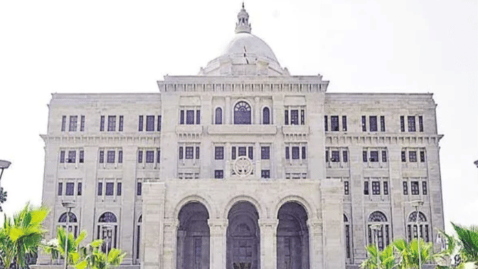 File photo of Lok Bhawan in Lucknow | X