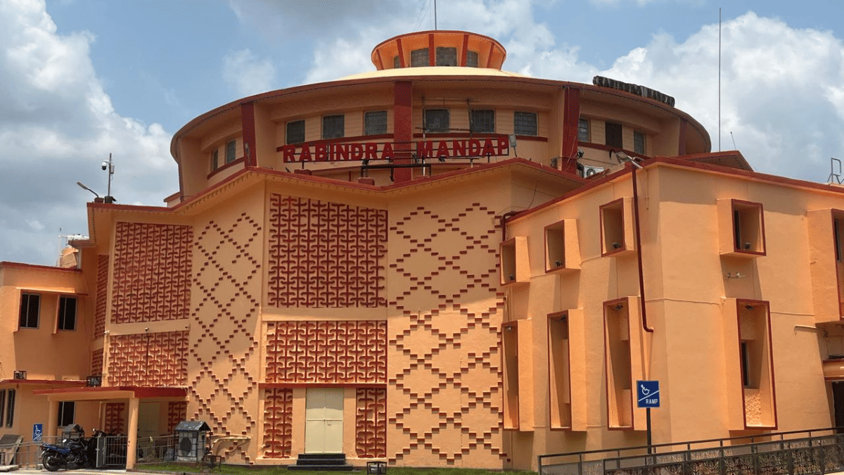 The iconic Rabindra Mandap, a cultural hub, in Bhubaneswar also dons orange paint | Moushumi Das Gupta | ThePrint