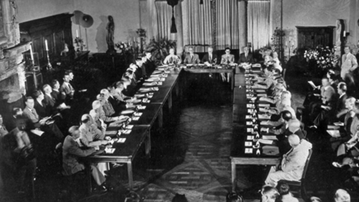Representatives of the Soviet Union, the UK and the US meeting in the opening session of the Conference on Security Organisation for Peace in the Post-War World at the Dumbarton Oaks Estate in Washington, DC, on 21 August 1944 | Credit: UN 