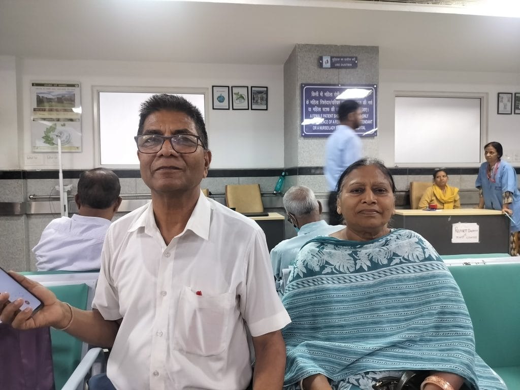 Mahendra and Pushpavati Bansal travelled from Haryana’s Bahadurgarh to New Delhi to seek treatment at the National Centre for Ageing, AIIMS | Shubhangi Misra | ThePrint