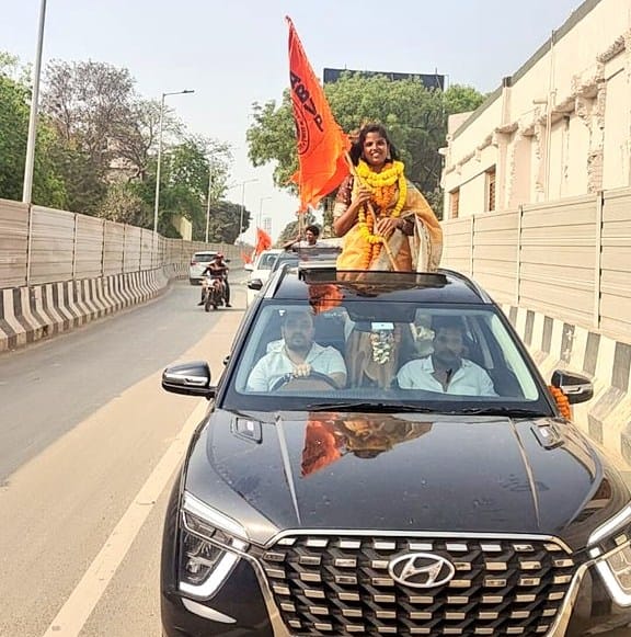 Maithily Mrinalini during her victory lap 