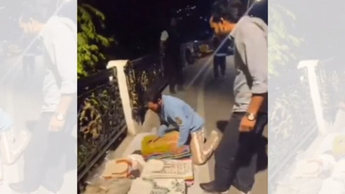 Kashmiri vendors left Mussoorie after two of them were attacked | X/@@HateDetectors