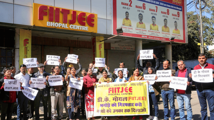Parents of students stage a protest against FIITJEE founder Dinesh Goel demanding his arrest over closure of the institute, in Bhopal | File photo, representational | ANI