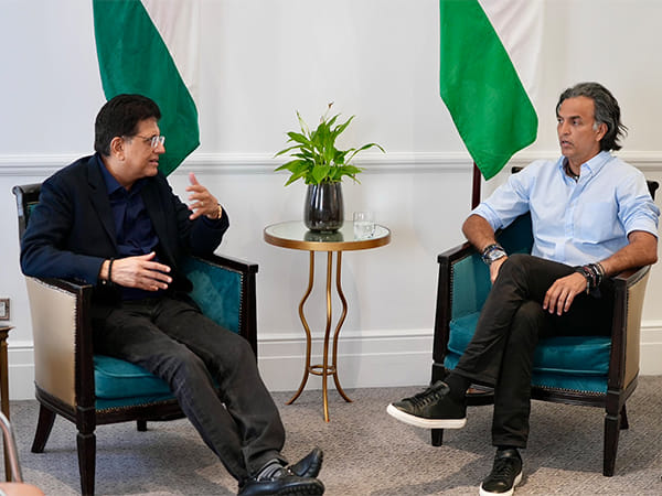 Piyush Goyal meets Co-founder and Partner of Alpha Wave Global, highlights investment potential in India