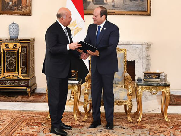President El-Sisi emphasises Egypt's keenness on success of Arab Summit in Baghdad