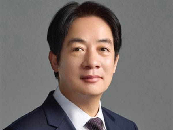 Taiwan plans stricter rules for officials' travel to China