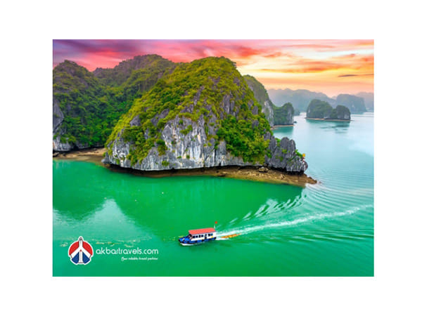 Vietnam Proposes 10-Year Golden Visa to Boost Long-Term Tourism and Investment