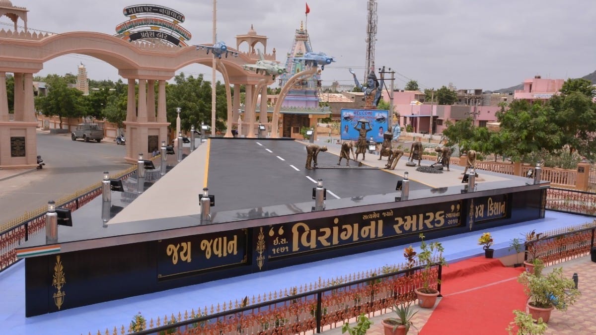 ‘Veerangana Smarak’ at entrance of Madhapar village | Nootan Sharma | ThePrint