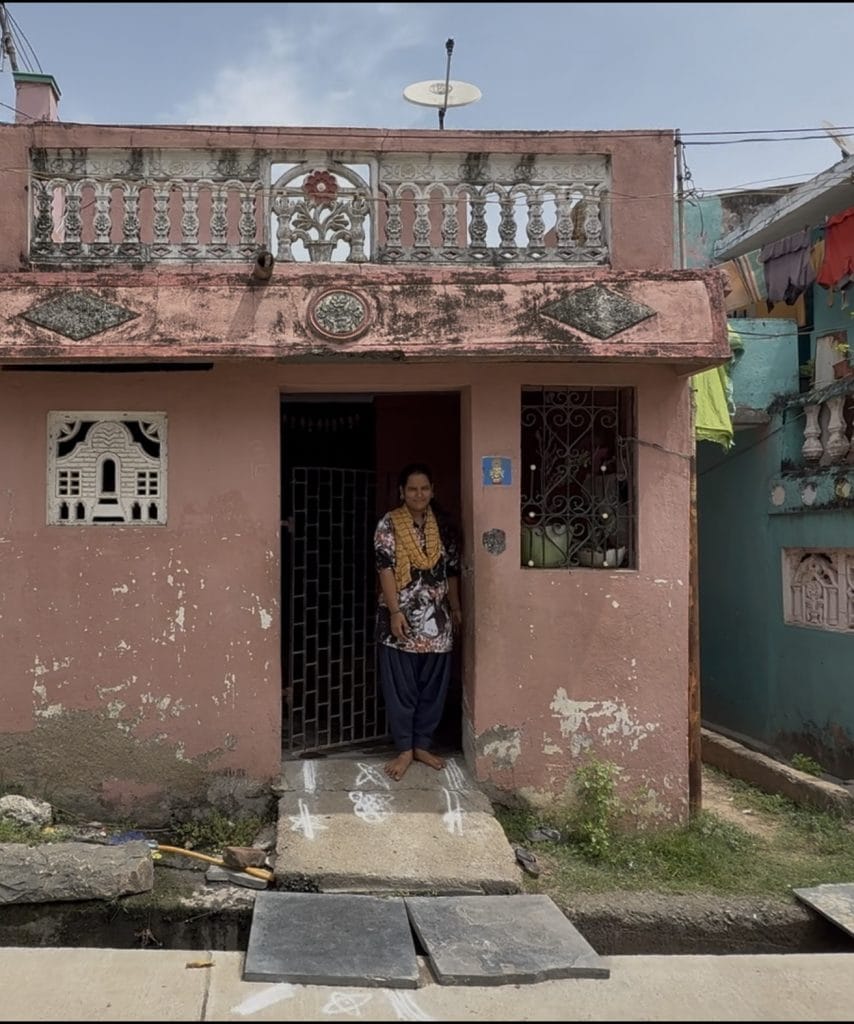 Jiya standing in front of her 1RK house at Cowl Bazaar near Pallavaram in Chennai. | Prabhakar Tamilarasu