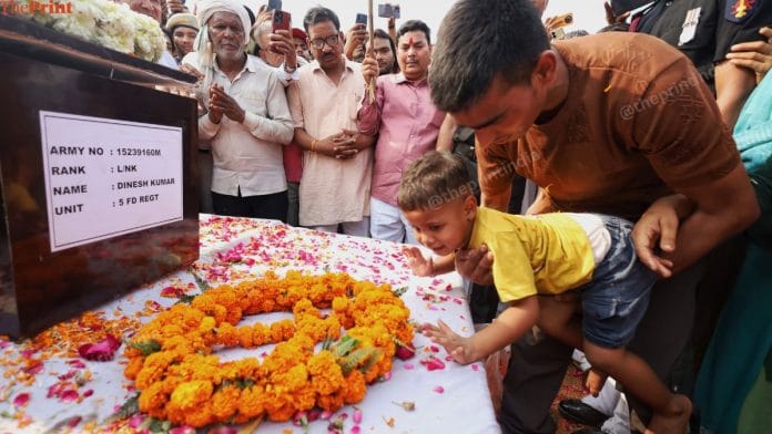 Lance Naik Dinesh Kumar's son, 3, pays his last respects. | Manisha Mondal | ThePrint