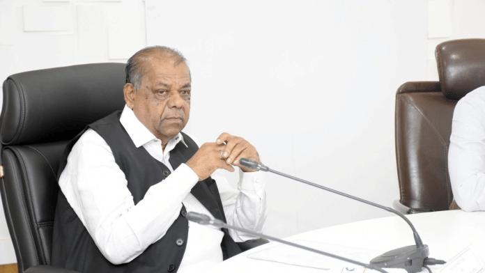 Gujarat Minister of State Panchayat & Agriculture Bachubhai Khabad | Facebook @Bachubhai Khabad