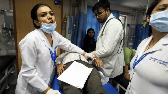 Doctors at Delhi's Ram Manohar Lohia Hospital as part of mock drill conducted Wednesday evening | Manisha Mondal
