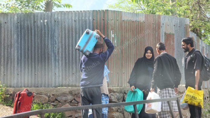 Families returning to their homes after India and Pakistan announced ceasefire, Uri | Photo: Praveen Jain | ThePrint