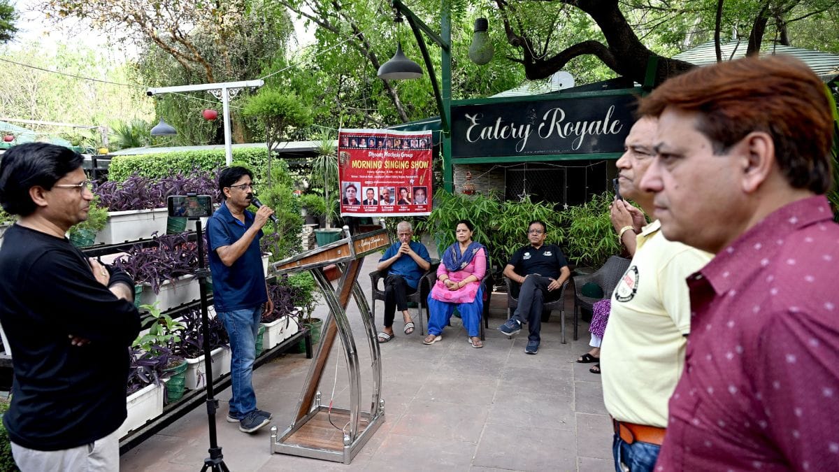 Members of the 'Dhoom Machalo group' performing live karaoke every Sunday at District Park, B Block, Janakpuri | Suraj Singh Bisht,ThePrint