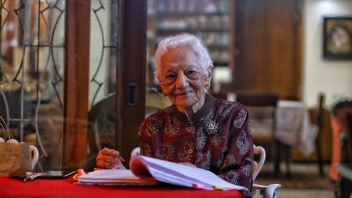 Dr Sneh Bhargava AIIMS