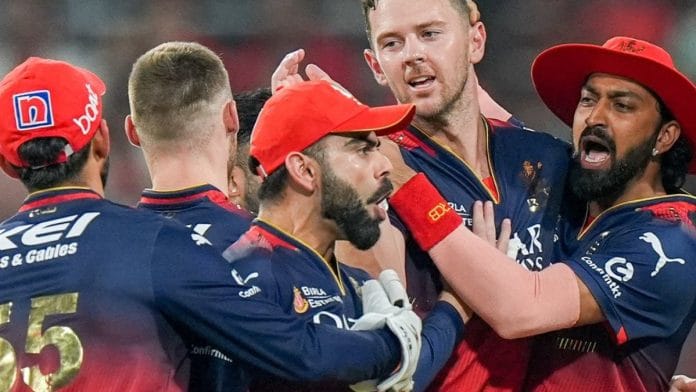 Team RCB celebrating during the Qualifier match against Punjab Kings Thursday | X: @RCBTweets