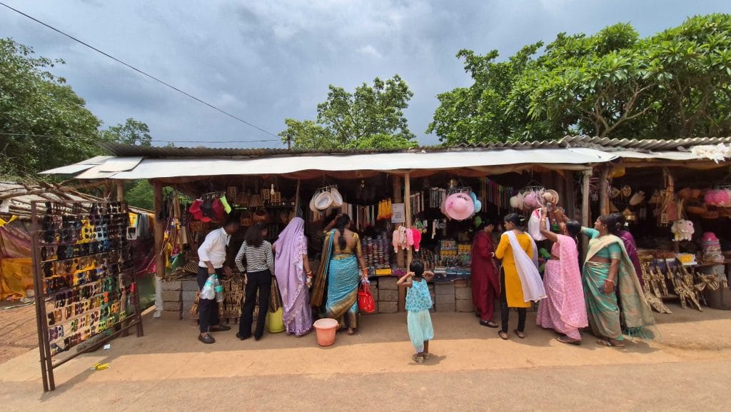 Tourists at shops set up by tribals. | Shubhangi Misra | ThePrint