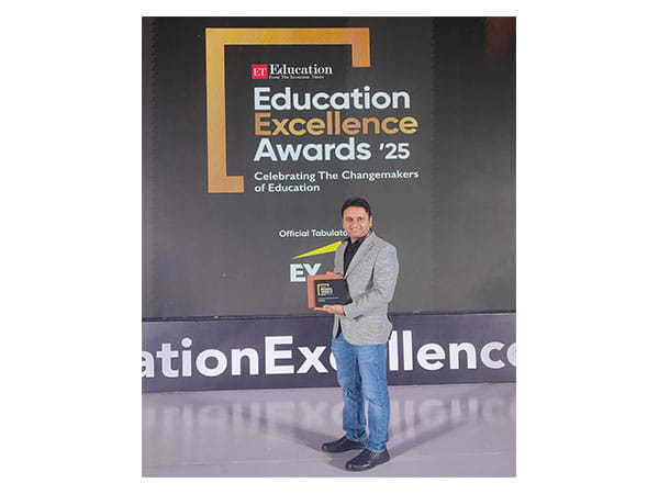 Oliveboard Wins 'Outstanding Digital Test Preparation Solution Provider' at Education Excellence Awards 2025 by The Economic Times