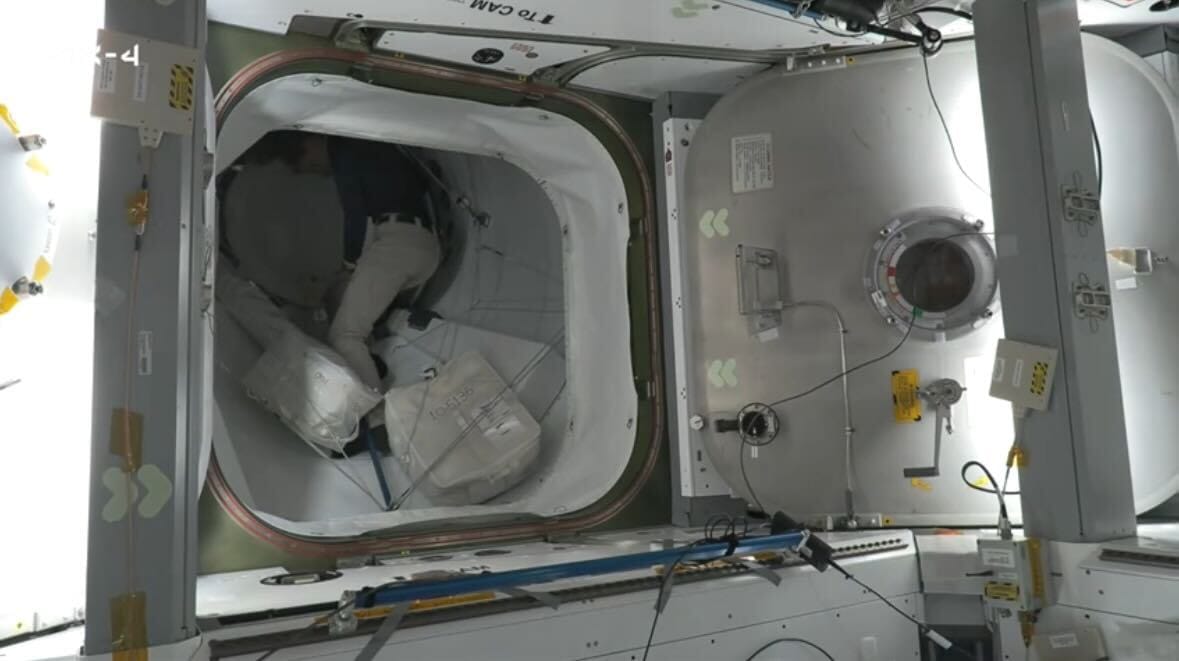 US astronaut Nichole Ayers in the pressurised mating adaptor (PMA) completing hatch opening procedure. She has been in space for 103 days. | @Axiom_Space/X