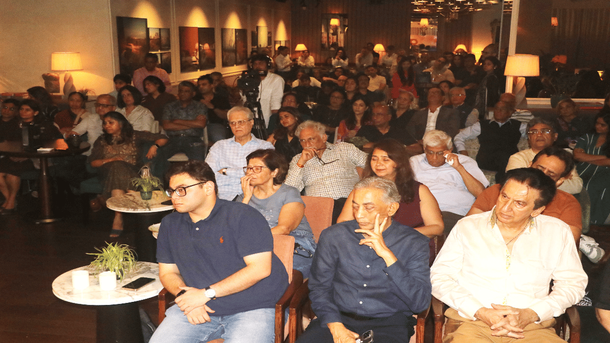 The venue was packed with people as we began the OTC. All engrossed in the conversation.