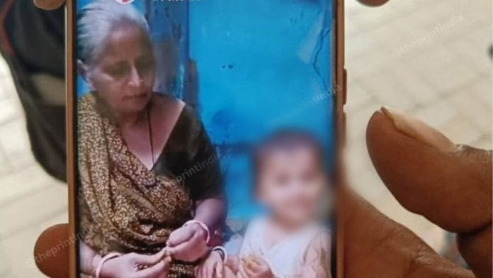 Ravi Thakur's mother and his daughter | Photo: Krishan Murari | ThePrint