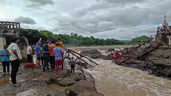 The site of the bridge collapse over the Indrayani River near Kundamala village | Photo: Pimpri Chinchwad Police/ANI Photo)