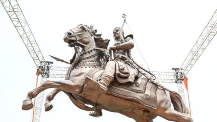 The statue of Maharaja Suheldev unveiled by Yogi Adityanath | X/@transforming_up