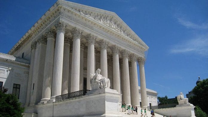 The Supreme Court building in Washington | Photo: Commons