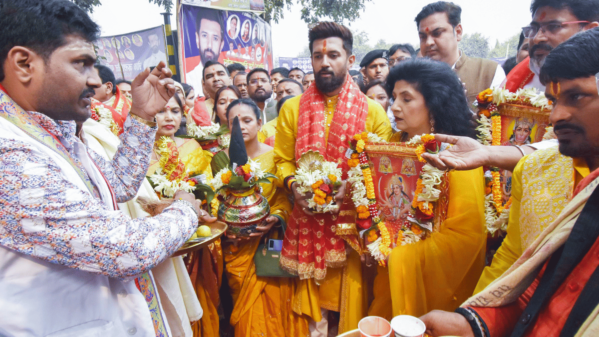 Chirag Paswan along with his mother Reena Paswan and family members at a Griha Pravesh ceremony at his new party office in Patna last year | ANI