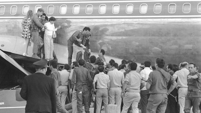 Passengers being rescued from Sabena flight 571 after Israeli forces took control of the plane from hijackers. Israel PM Benjamin Netanyahu had taken part in the rescue as a commando | Commons/IDF