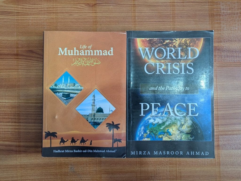 Ahmadi books