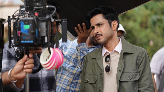 Amol Parashar as Dr Prabhat in Gram Chikitsalay